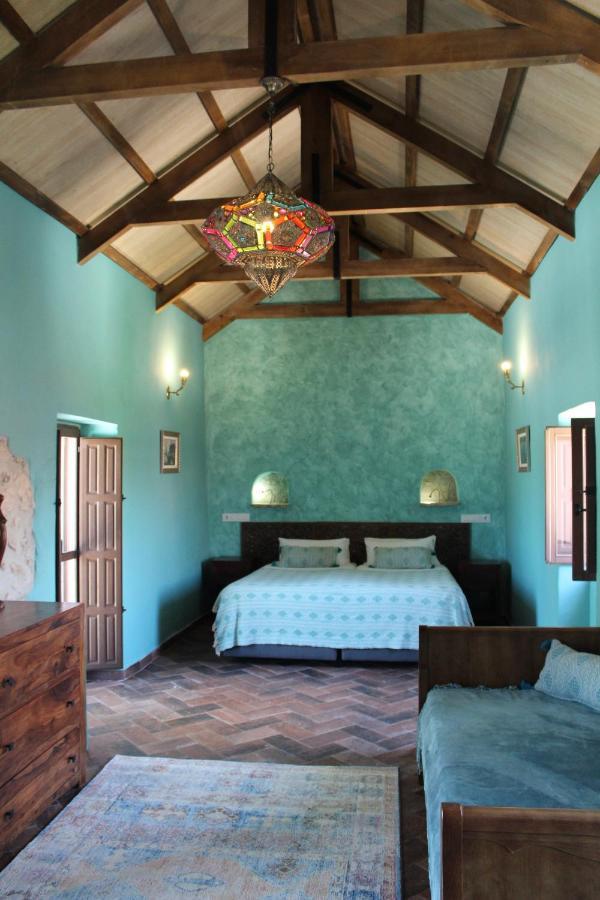 Room In Villa - Beautiful Accommodation At The Heart Of Andalusia Puente Genil Exterior foto
