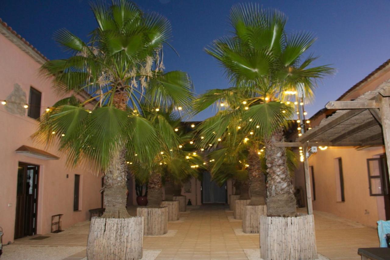 Room In Villa - Beautiful Accommodation At The Heart Of Andalusia Puente Genil Exterior foto